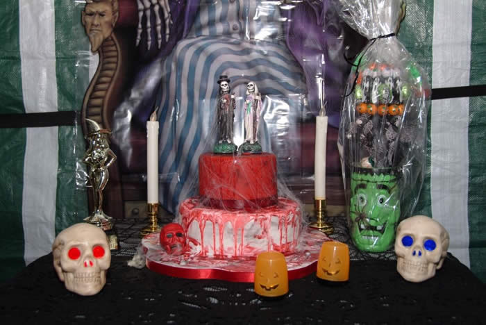 The wedding cake at the Halloween Dead Wedding Party